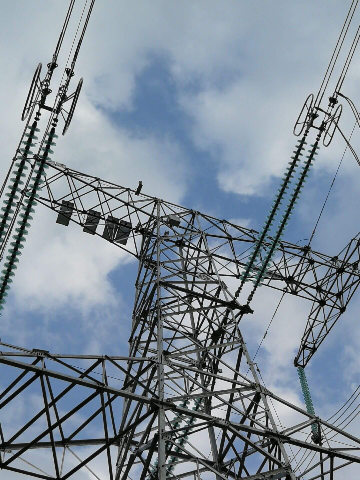 輸電線(xiàn)路防山火在線(xiàn)監(jiān)測(cè)裝置