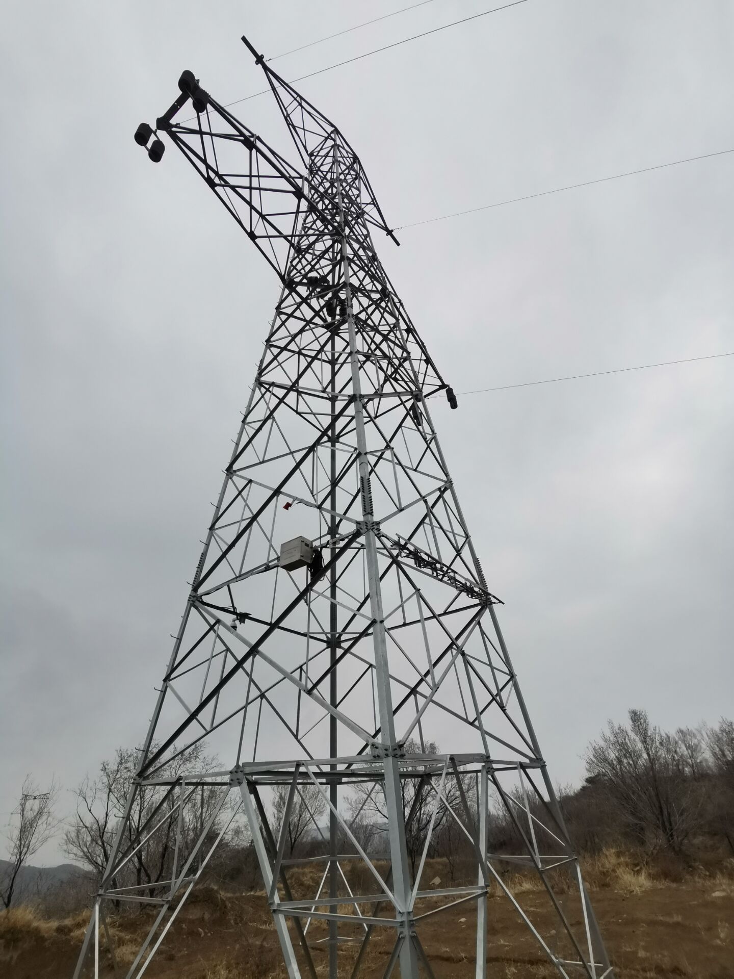 輸電線(xiàn)路綜合隱患監(jiān)測(cè)系統(tǒng)